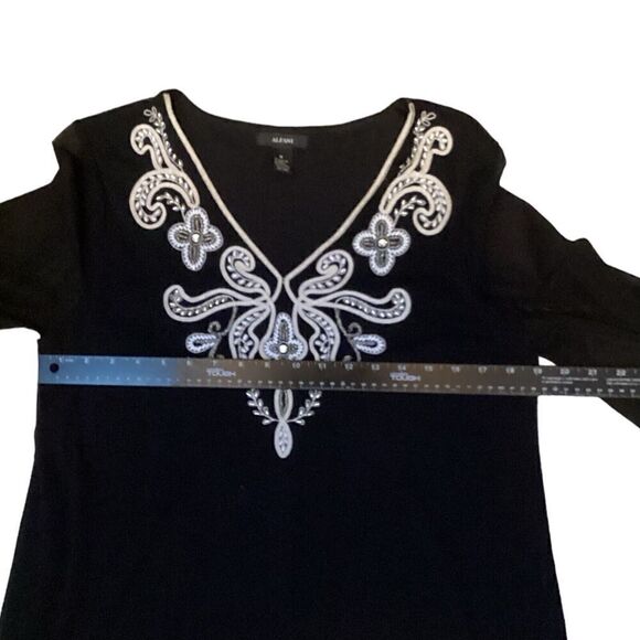 Alfani Embellished Bell Sleeve Black Blouse Embroidered Sequined Top Size M - Picture 5 of 9